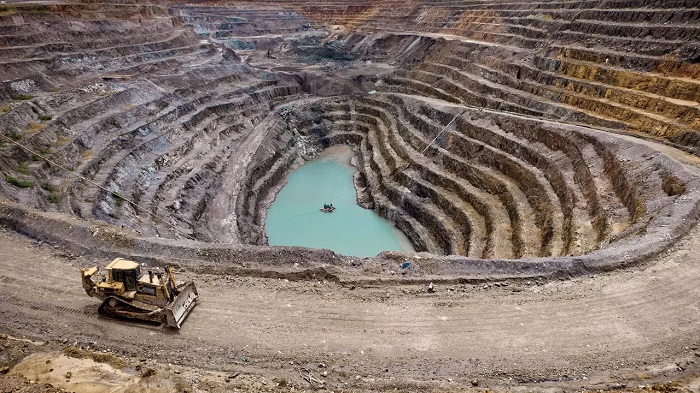 Mines : Albert Yuma dévoile le dessous des cartes du « bradage » de ressources minières de la Rdc