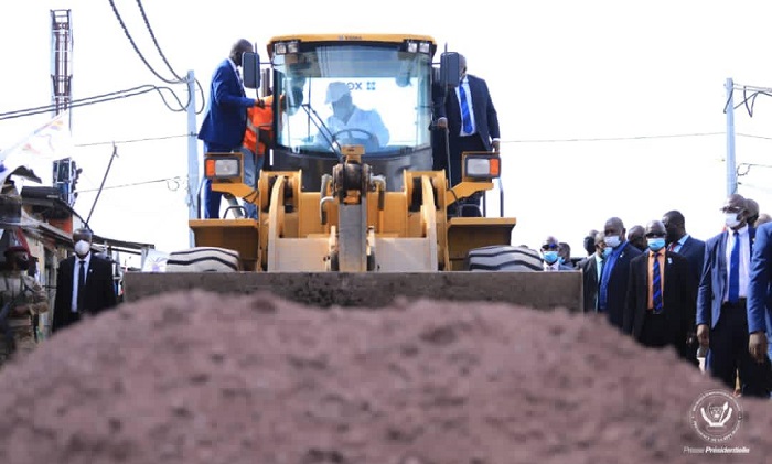 Kananga : Lancement bientôt des travaux de construction de la route Kananga-Kalamba Mbuji par Félix Tshisekedi