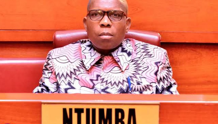 Vidéo : Mort tragique du sénateur Flory Ntumba suite à l’incendie de sa maison
