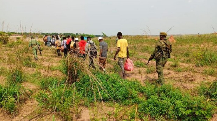 Plus d’une centaine d’immigrants Congolais empêchés d’entrer en Angola