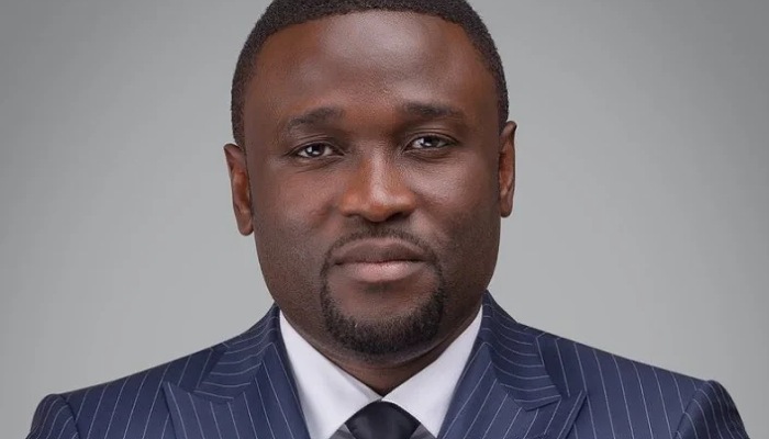 Seth Kikuni qualifie l’embellie du Franc Congolais de « courte joie » et pose de questions à André Wameso