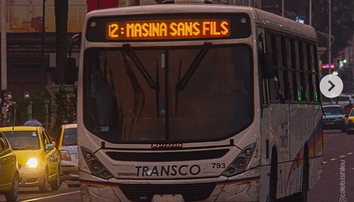 Et voici « Bus de nuit Ya Ofelé » à Kinshasa ! Pour des fêtes de fin d’année inédites