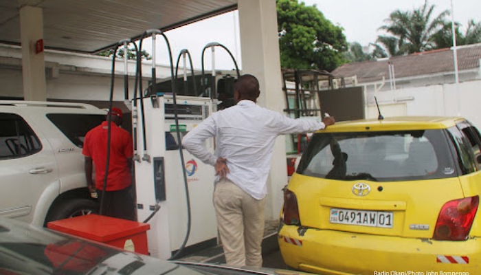 Ouest-RDC : 200 FC de plus sur le prix du litre d’essence, conséquence de la guerre en Iran