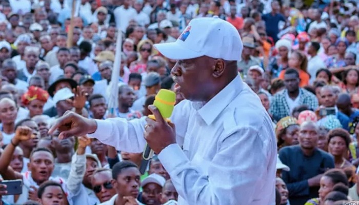 Dérapages médiatiques : Le parti présidentiel tape du poing sur la table