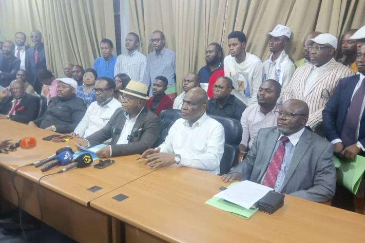 RDC : L&rsquo;opposition fait front contre la Cour constitutionnelle et le projet de référendum