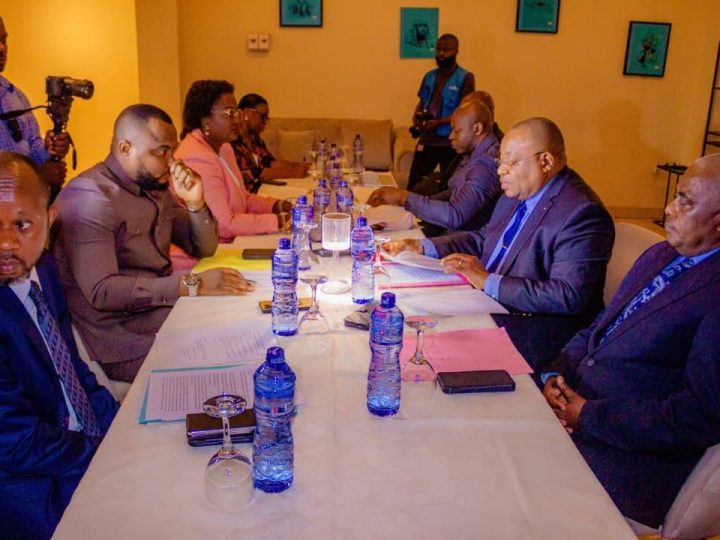 Les deux Congo coalisent contre l&rsquo;anarchie médiatique en ligne