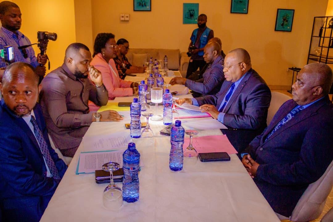Les deux Congo coalisent contre l&rsquo;anarchie médiatique en ligne
